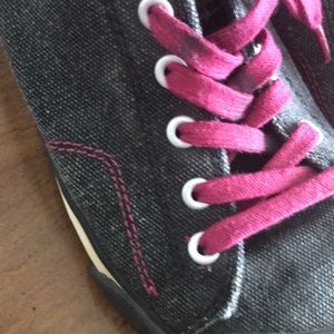 Keen vulcanized footwear size 8.5